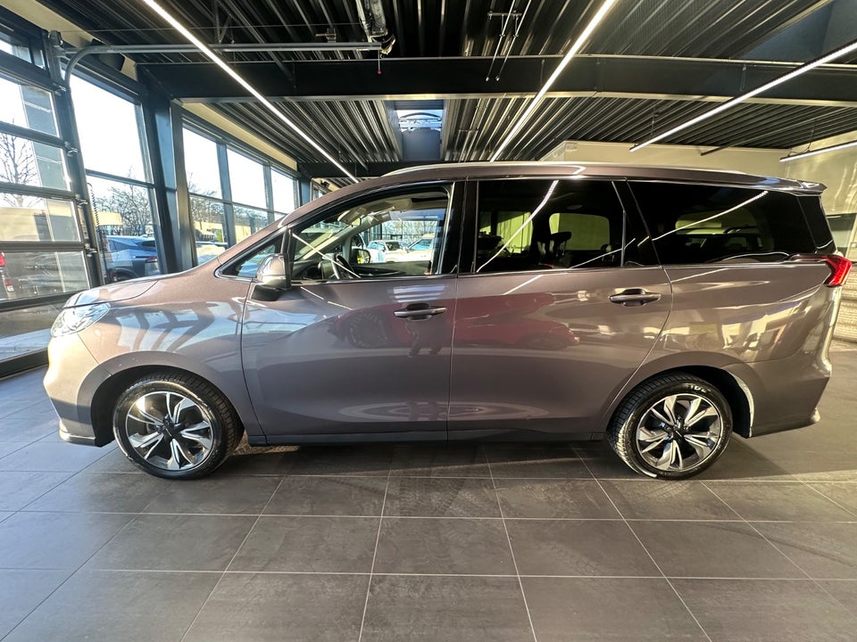 Maxus Euniq5 52 Exclusive 7prs 5d