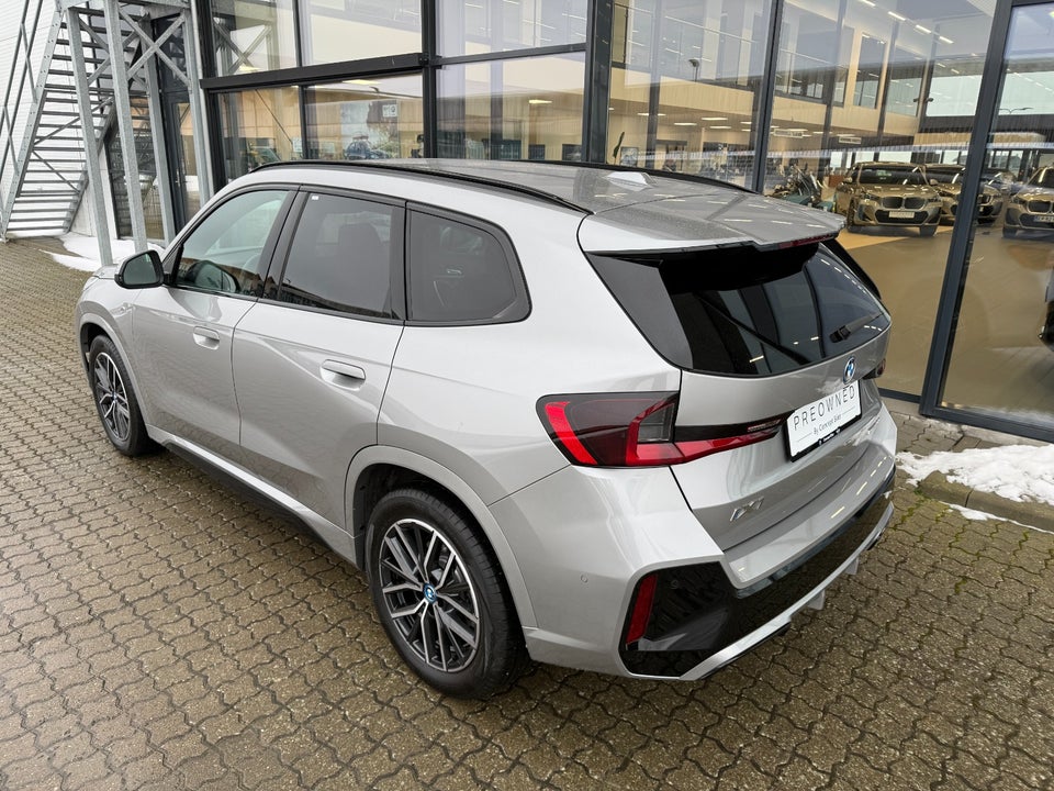 BMW iX1 eDrive20 M-Sport 5d