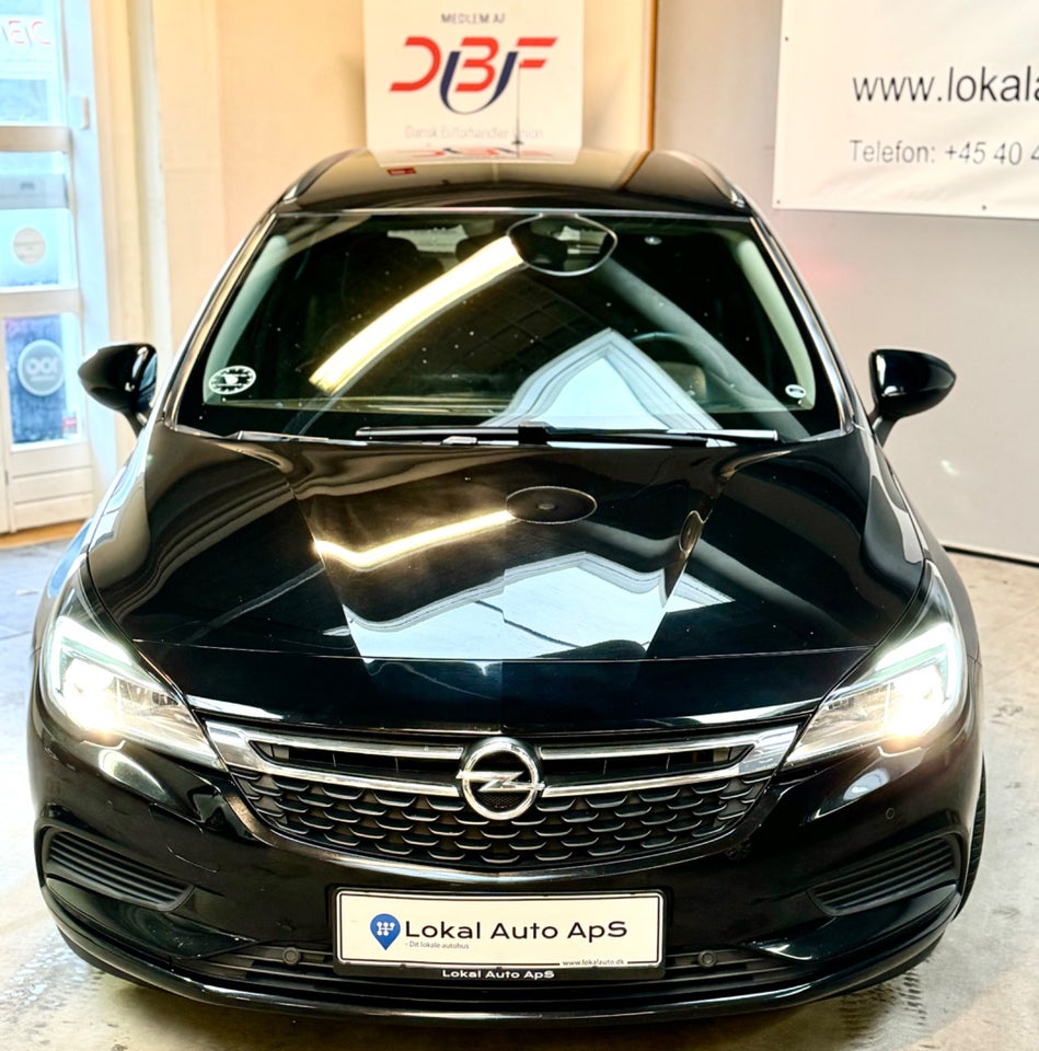 Opel Astra 1,6 CDTi 136 Enjoy Sports Tourer 5d