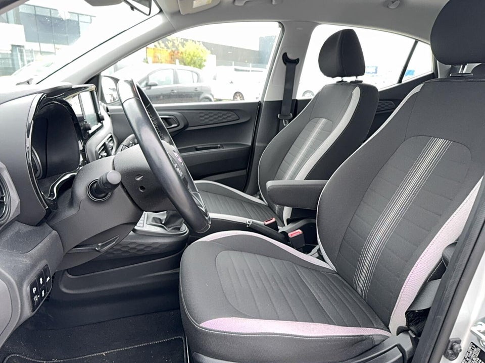 Hyundai i10 1,0 MPi Advanced AMT 5d