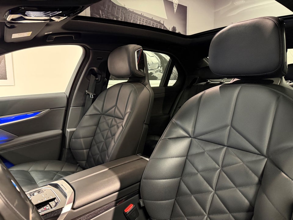 BMW i7 eDrive50 M-Sport 4d