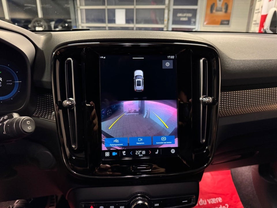 Volvo XC40 P8 ReCharge Twin Plus 5d