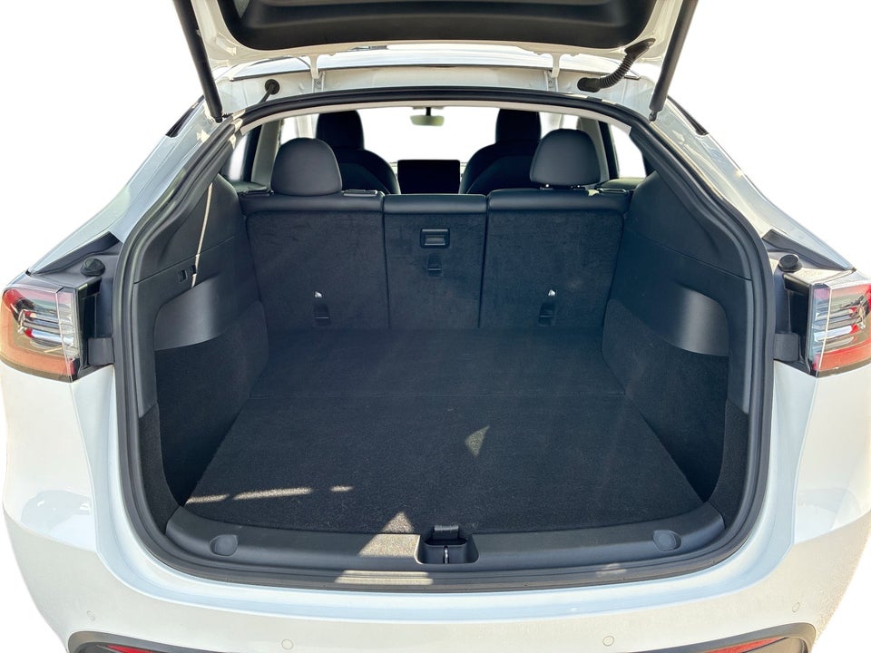 Tesla Model Y Long Range AWD 5d