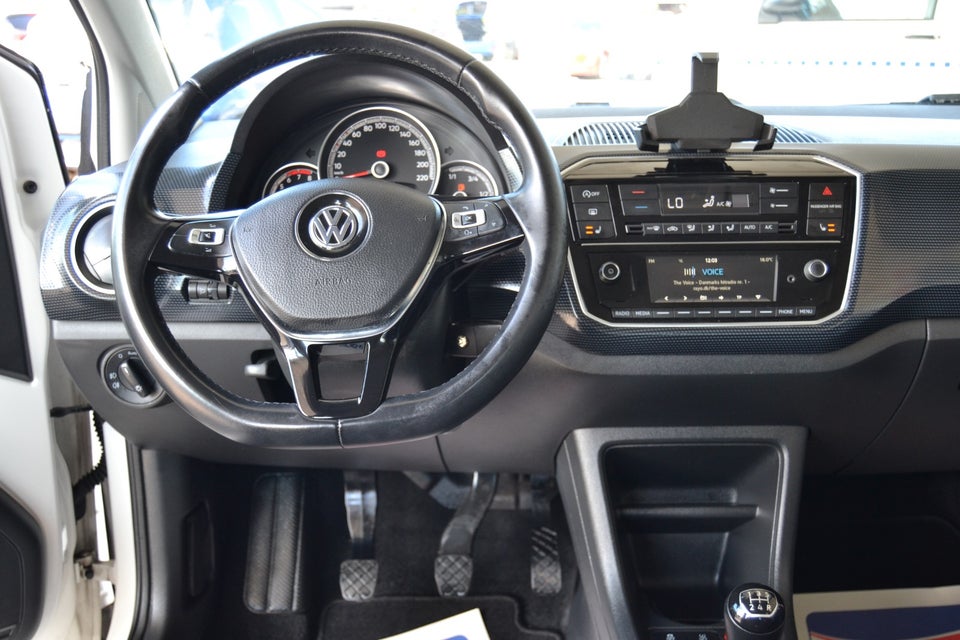 VW Up! 1,0 MPi 60 White Style 5d