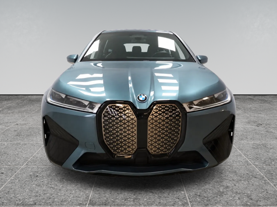 BMW iX xDrive40 5d