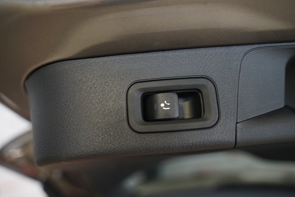 Mercedes EQB250+ Progressive Advance Plus 5d