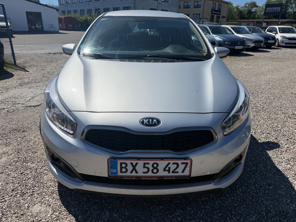 Kia Ceed 1,0 T-GDi Style 5d