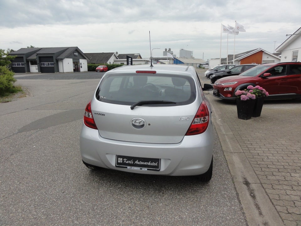 Hyundai i20 1,25 Classic 5d