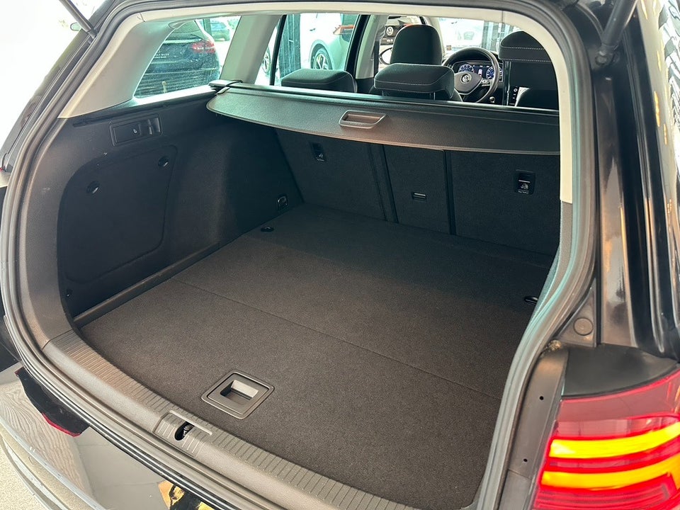 VW Golf VII 1,4 TSi 150 Highline Variant DSG 5d