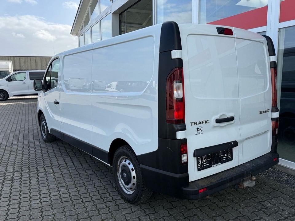 Renault Trafic T29 2,0 dCi 120 L2H1