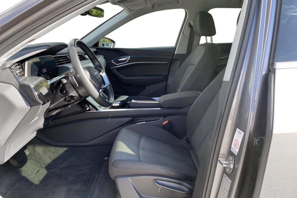 Audi e-tron 50 quattro 5d