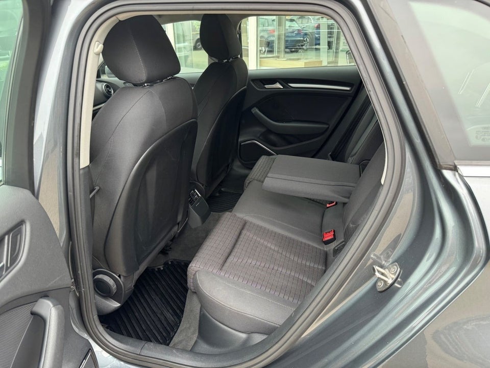 Audi A3 1,4 e-tron Sport Sportback S-tr. 5d