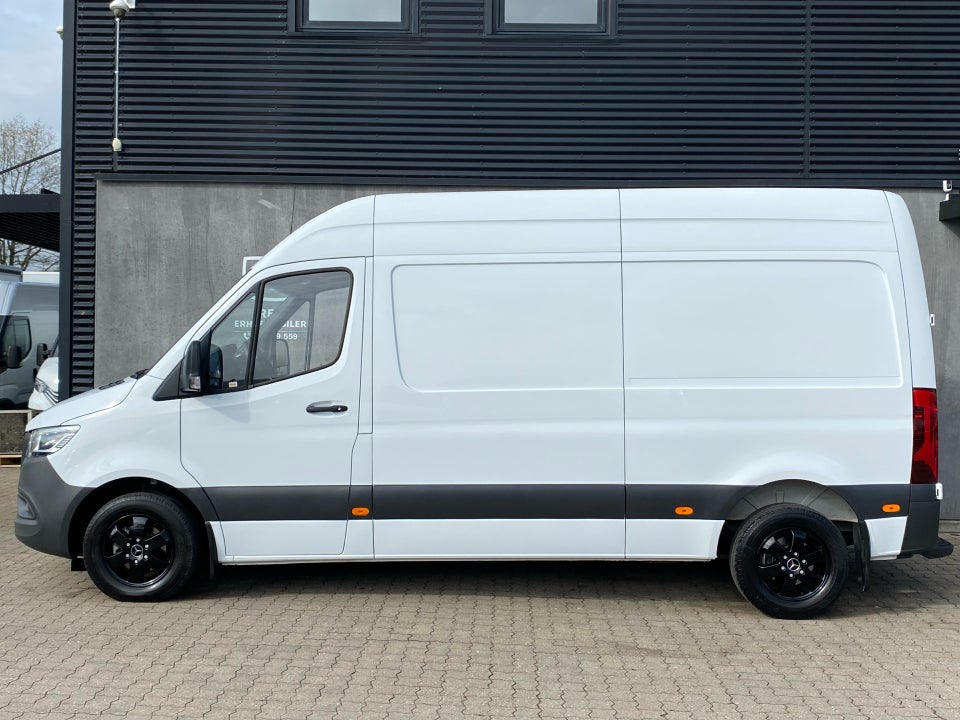 Mercedes Sprinter 215 2,0 CDi A2 Kassevogn aut. FWD