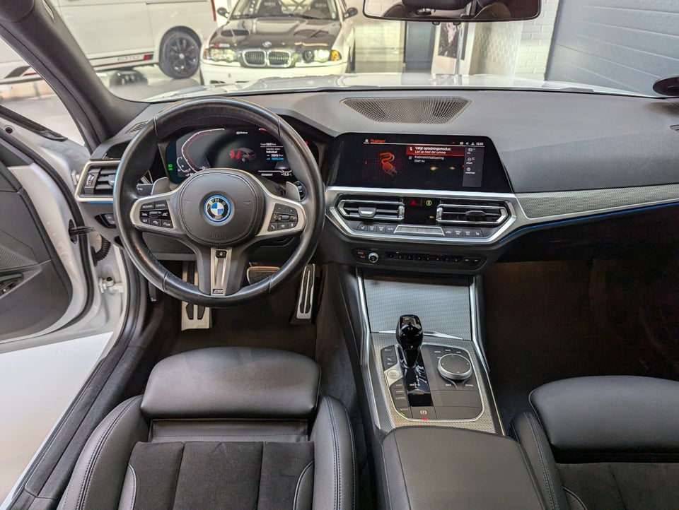 BMW 330e 2,0 Touring M-Sport aut. 5d