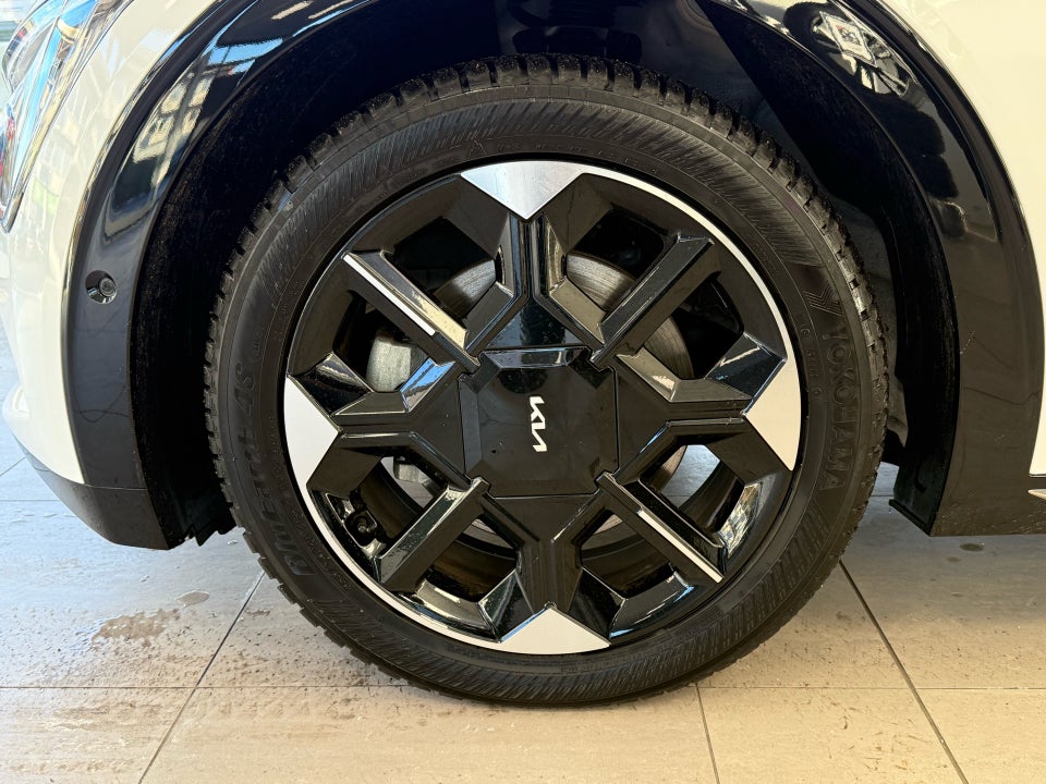 Kia EV6 84 Long Range Performance Upgrade AWD 5d