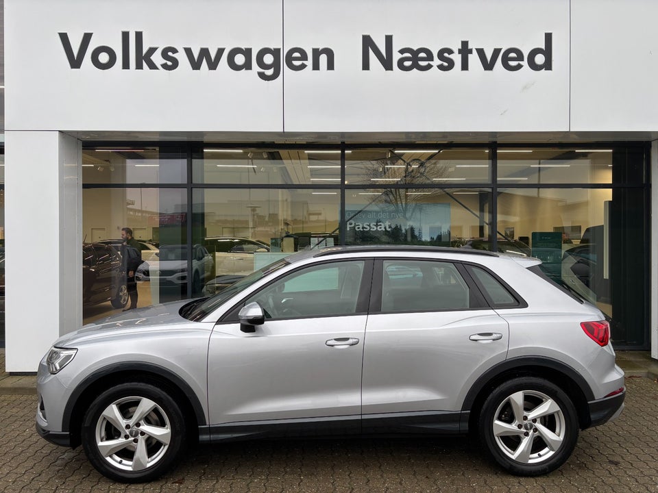 Audi Q3 35 TFSi Advanced Prestige S-tr. 5d