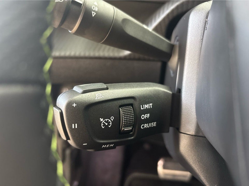 Peugeot e-2008 54 GT 5d