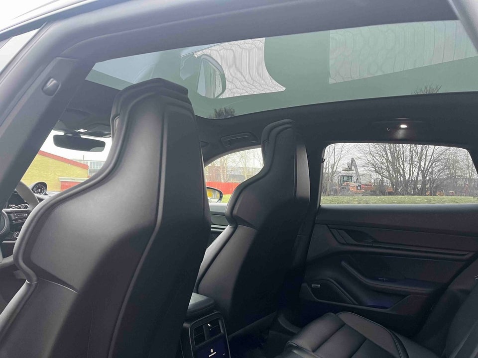 Porsche Taycan 4S Performance+ Cross Turismo 5d