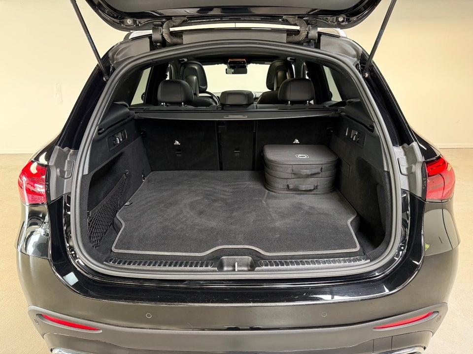 Mercedes GLC300 e 2,0 AMG Line aut. 4Matic 5d