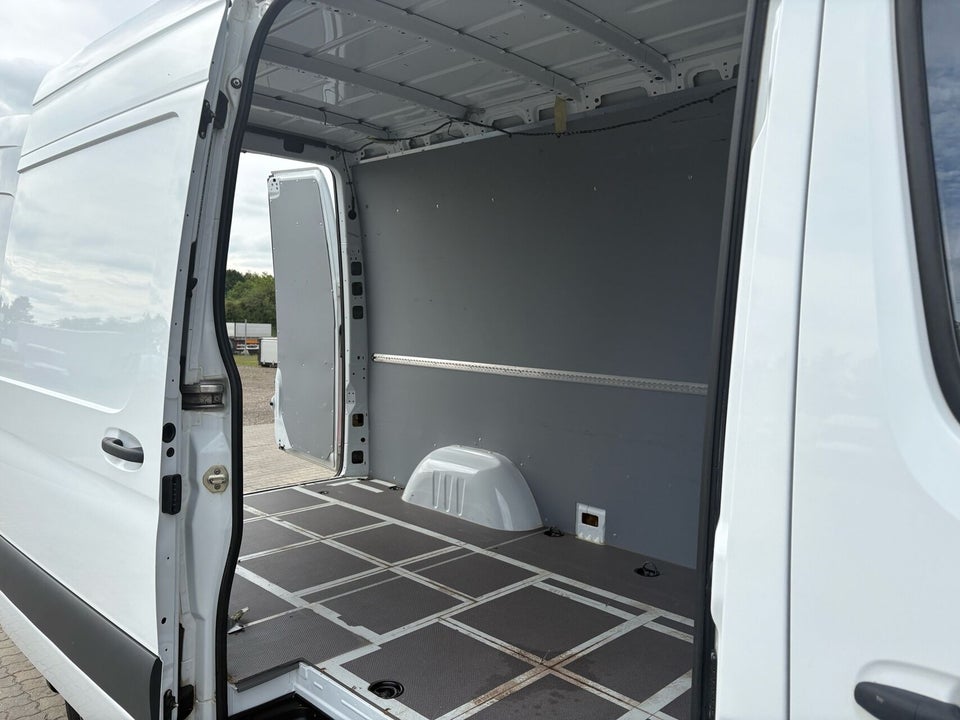 Mercedes Sprinter 316 2,2 CDi A2 Kassevogn aut. RWD