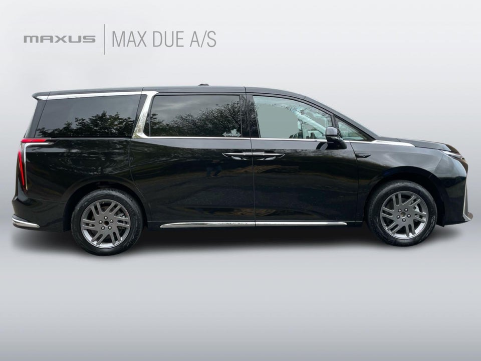 Maxus MIFA 9 90 Luxury 5d