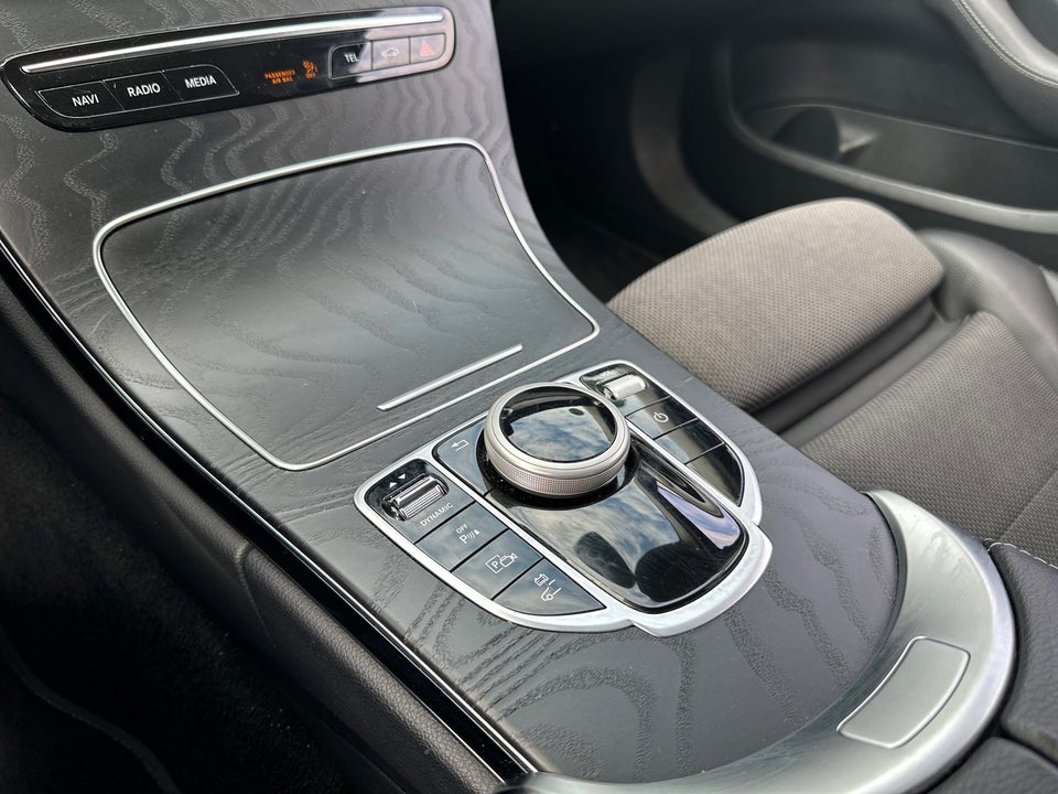 Mercedes C300 de 2,0 Avantgarde aut. 4d