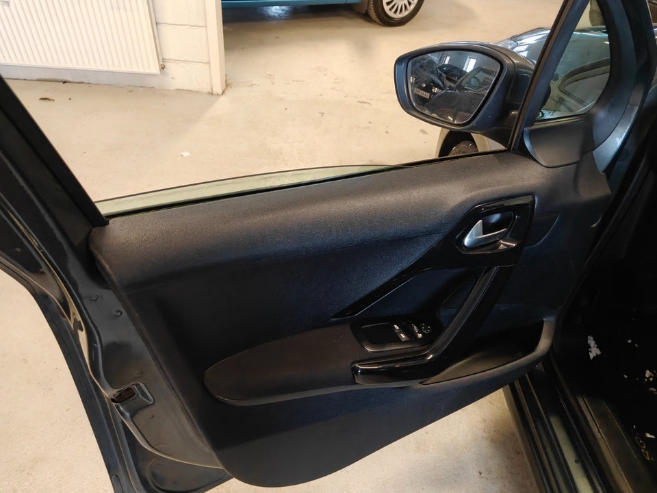 Peugeot 208 1,6 BlueHDi 100 Active+ 5d