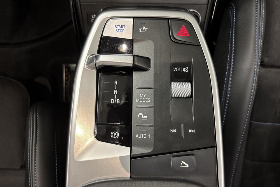 BMW iX1 eDrive20 M-Sport Pro 5d