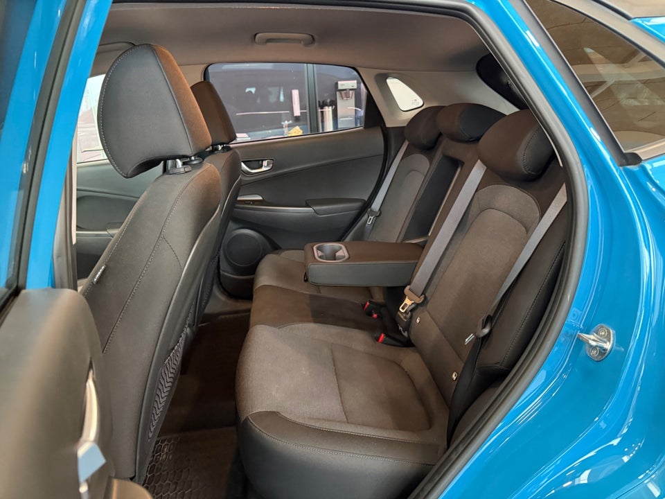 Hyundai Kona 39 EV Essential 5d