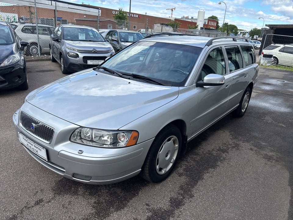 Volvo V70 2,4 140 Classic 5d