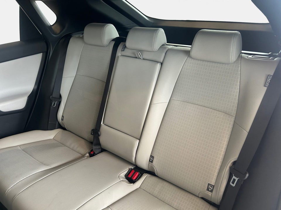 Toyota bZ4X Executive AWD 5d