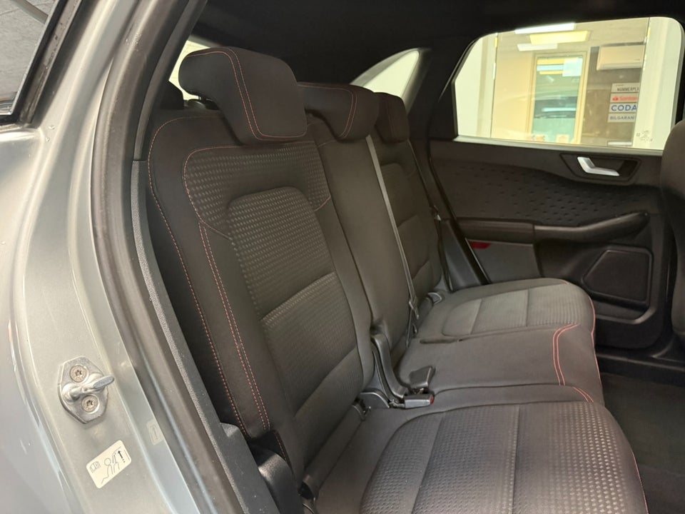Ford Kuga 2,5 PHEV ST-Line CVT 5d