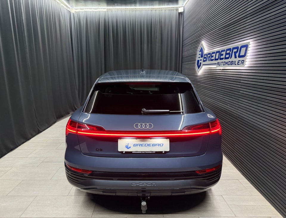 Audi Q8 e-tron 55 Advanced quattro 5d