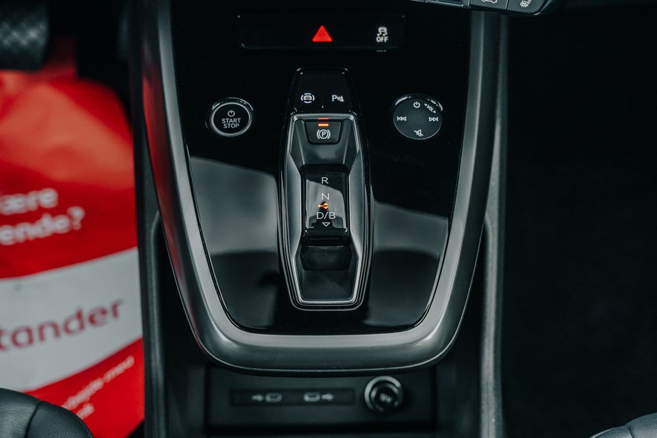 Audi Q4 e-tron 40 Advanced 5d