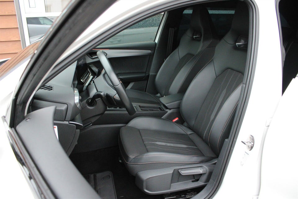 Cupra Leon 1,4 eHybrid Sportstourer DSG 5d