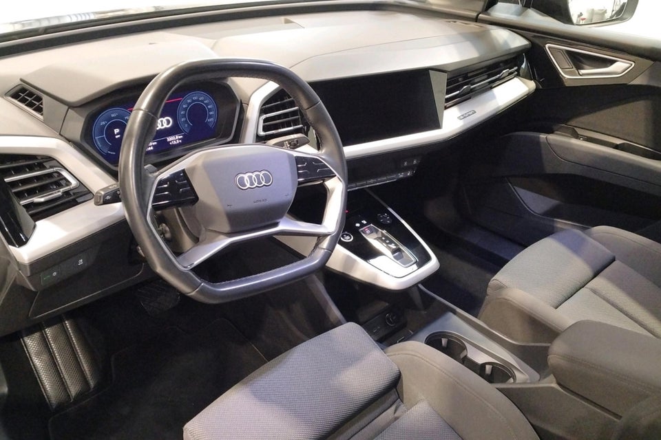 Audi Q4 e-tron 40 Attitude 5d