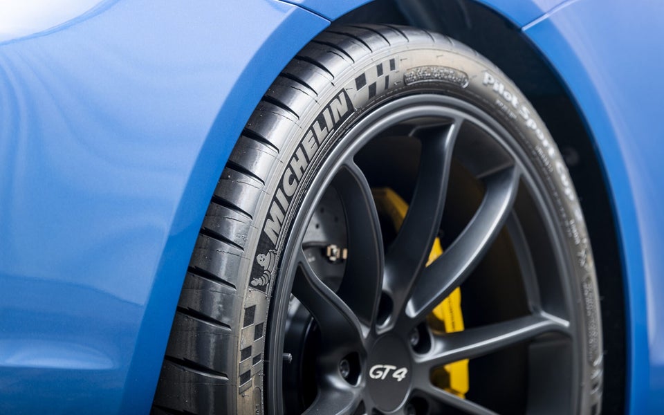 Porsche Cayman GT4 3,8  2d