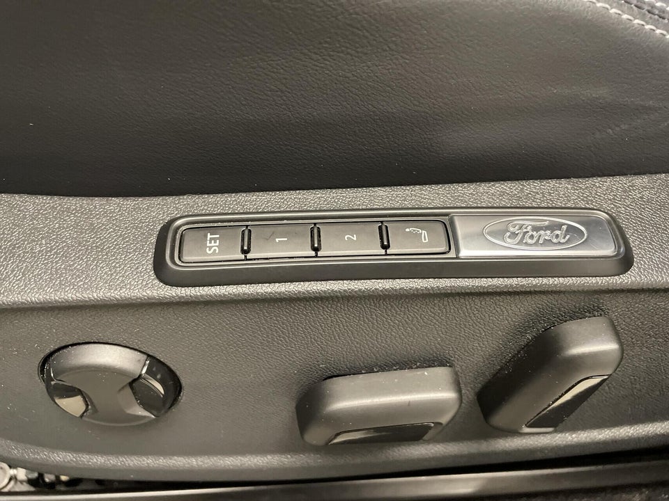 Ford Explorer 82 Select Extended Range 5d