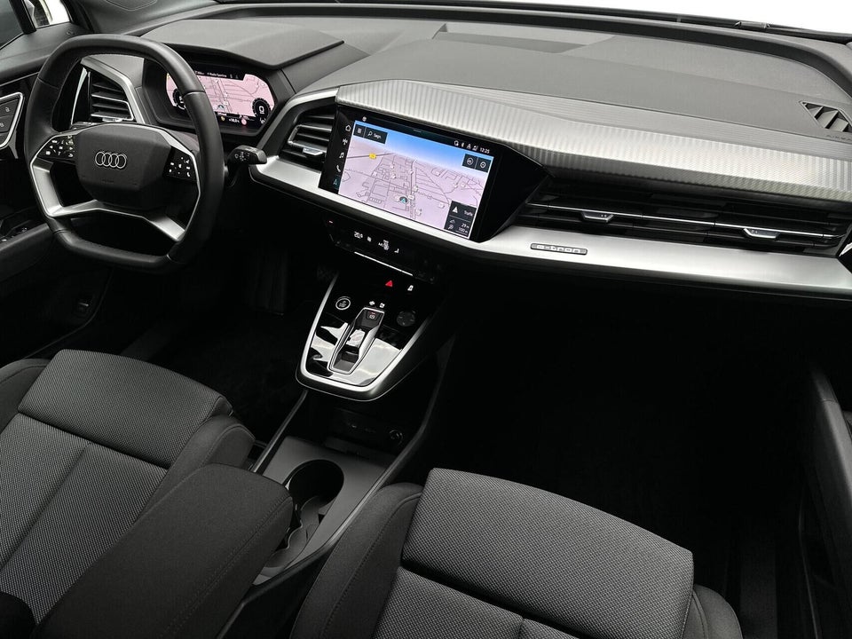 Audi Q4 e-tron 45 S-line 5d