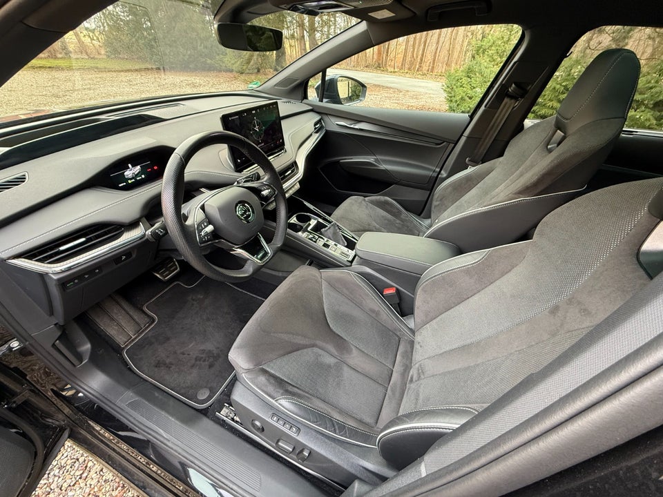 Skoda Enyaq 60 iV Sportline Maxx 5d