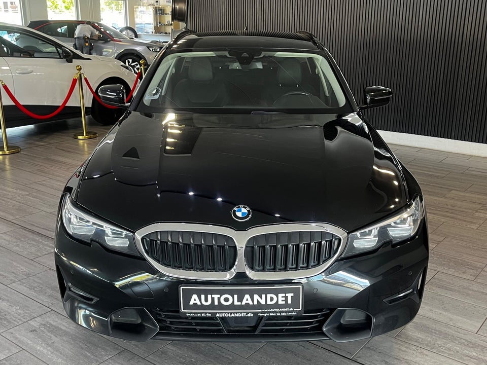 BMW 330e 2,0 Touring Sport Line aut. 5d
