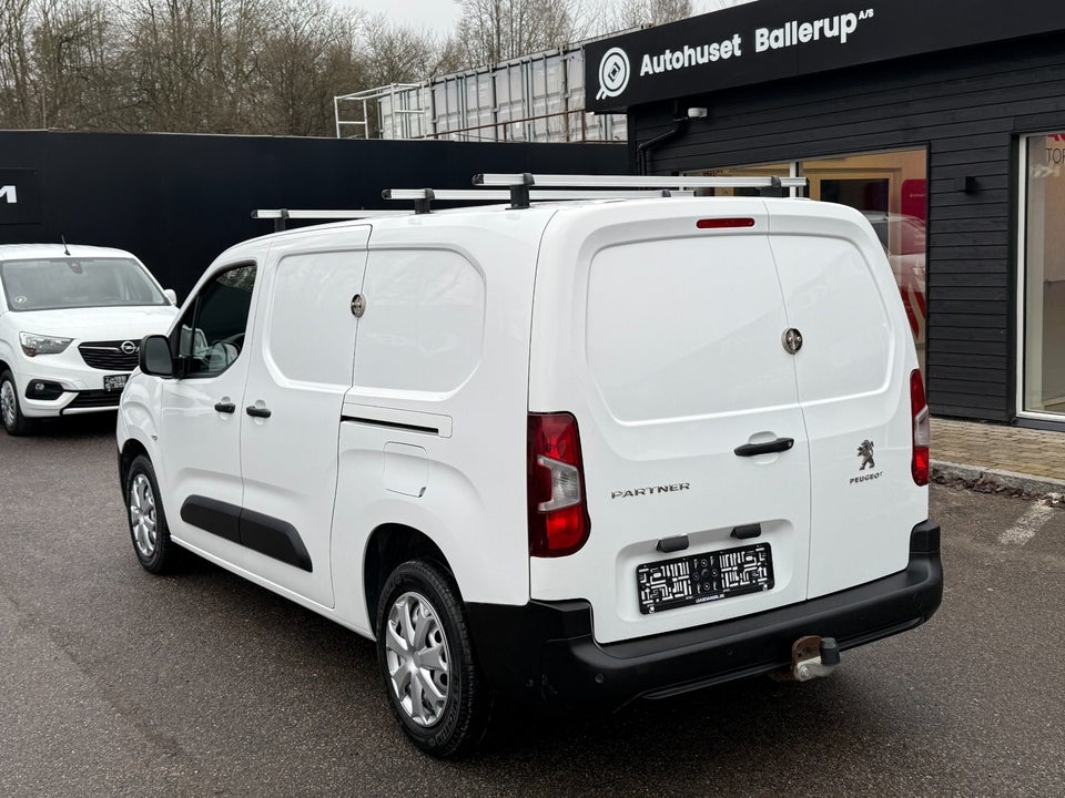 Peugeot Partner 1,5 BlueHDi 130 L2V2 Plus EAT8 Van