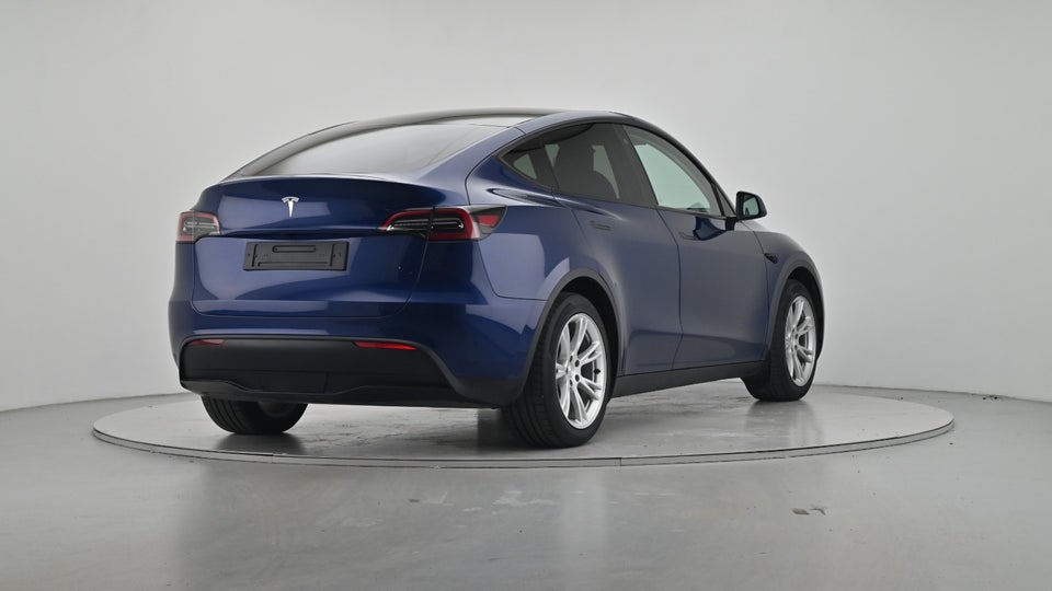 Tesla Model Y Long Range AWD 5d