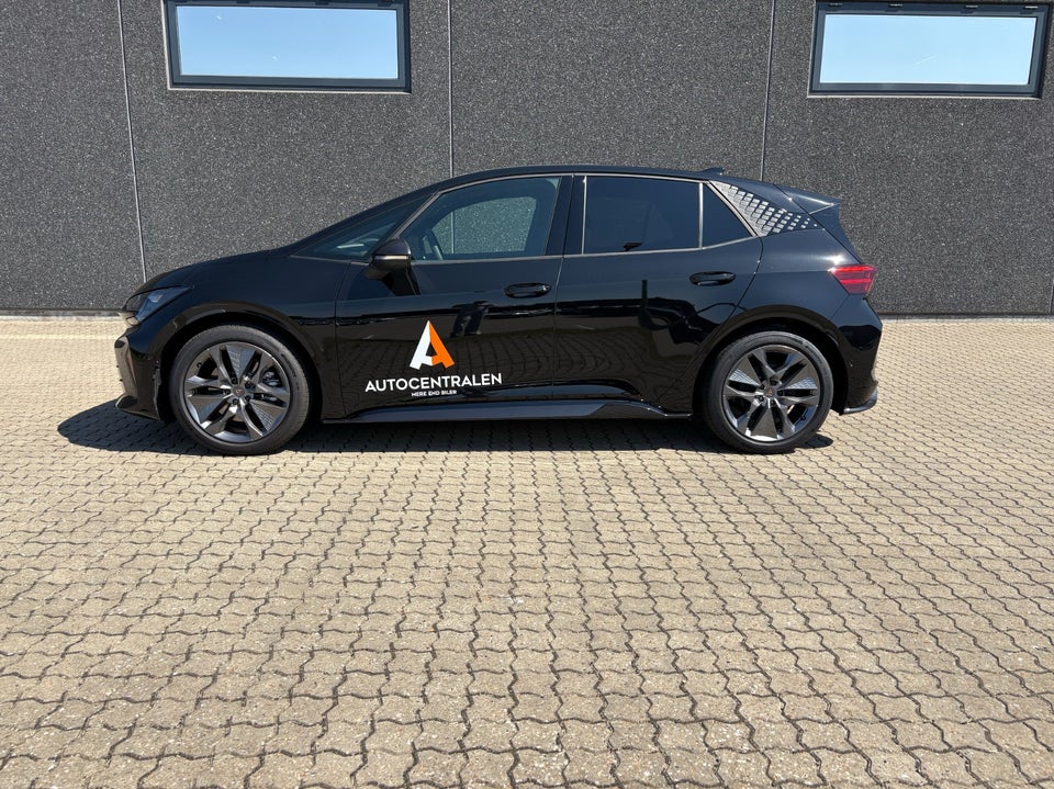 Cupra Born 58 Plus 5d