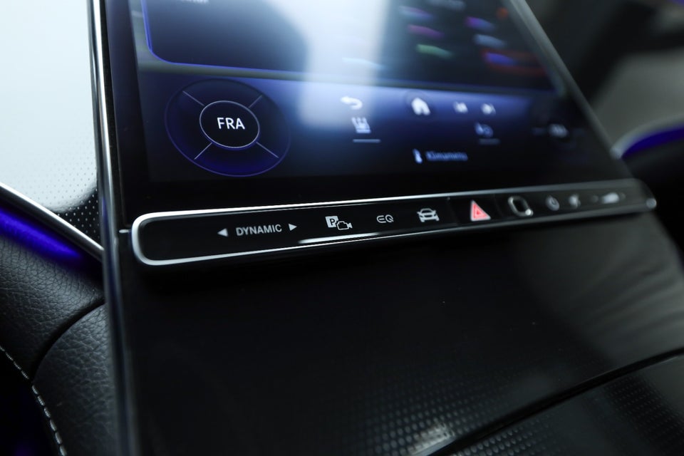 Mercedes EQE350 Electric Art 4d
