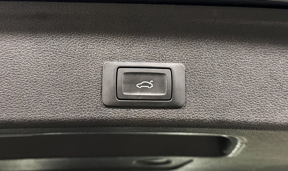 Audi A4 2,0 TDi 190 Avant S-tr. 5d