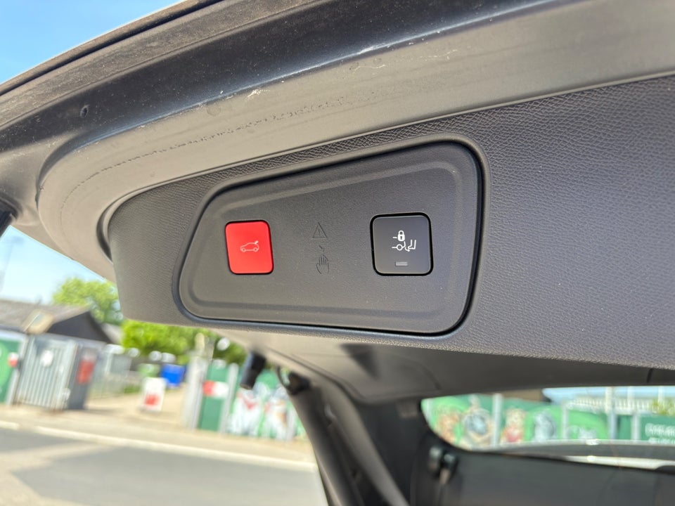 Peugeot 3008 1,6 Hybrid Allure Pack EAT8 5d