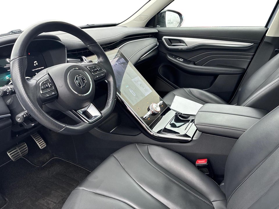 MG Marvel R Luxury 5d