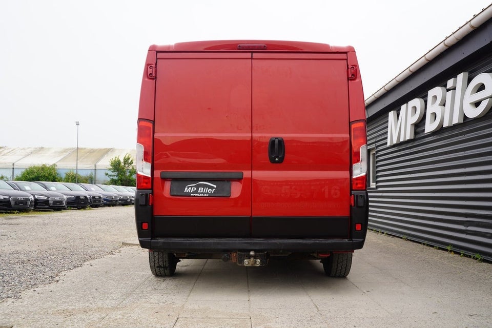 Peugeot Boxer 330 2,0 BlueHDi 130 L2H2