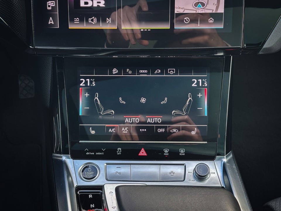Audi e-tron 55 S-line quattro 5d
